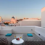 La Madeleine Oia (Santorini)