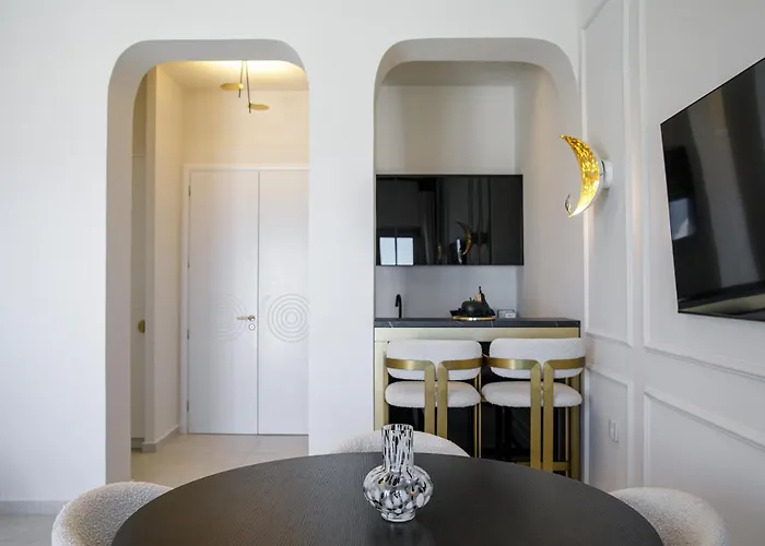 Bed & Breakfast La Madeleine 4*