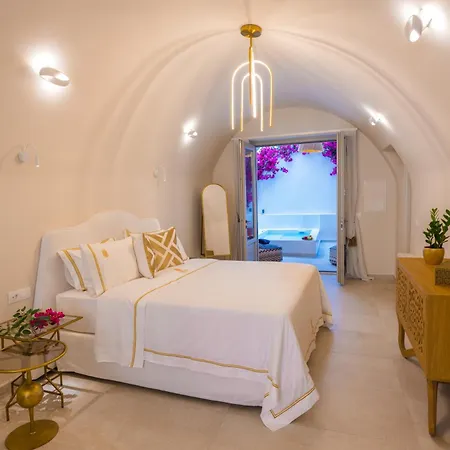 La Madeleine Oda ve Kahvaltı Oia