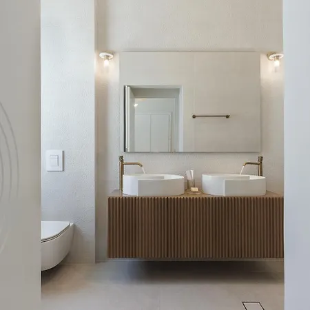 Bed & Breakfast La Madeleine 4*