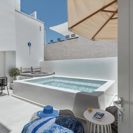 La Madeleine Bed & Breakfast Oia (Santorini)