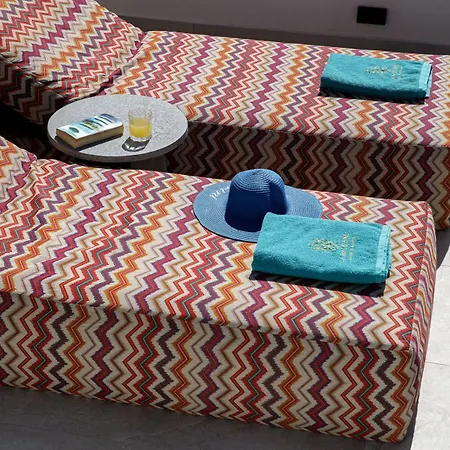 Oda ve Kahvaltı La Madeleine 4*