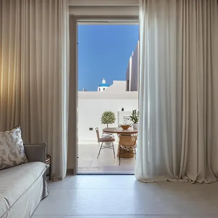 La Madeleine Oda ve Kahvaltı 4*