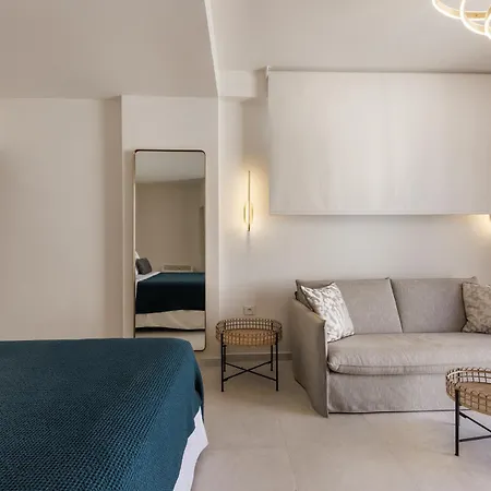 La Madeleine Bed & Breakfast Oia (Santorini)