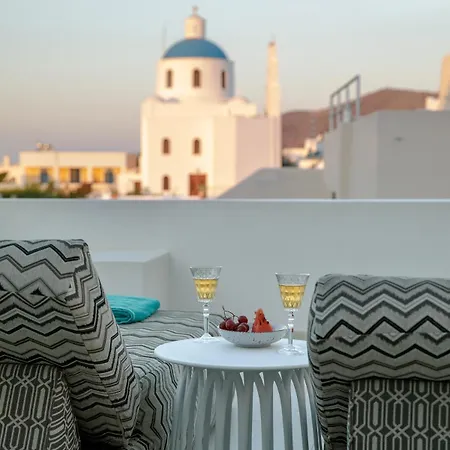 La Madeleine Oia (Santorini)