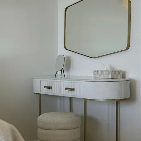 Oda ve Kahvaltı La Madeleine Oia