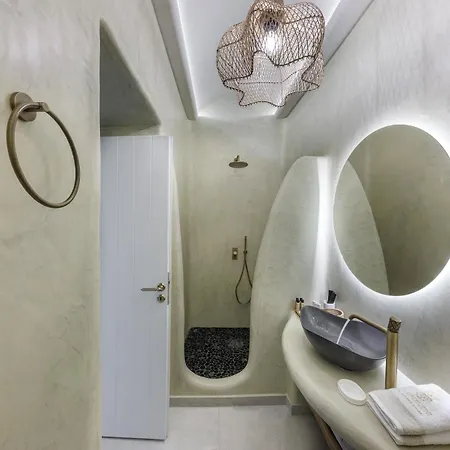 La Madeleine 4* Oia (Santorini)