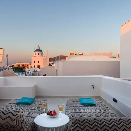 La Madeleine Oia (Santorini)