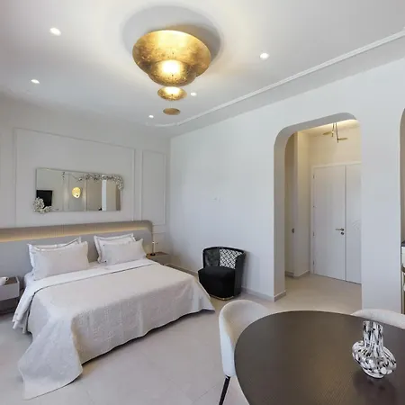Bed & Breakfast La Madeleine Oia