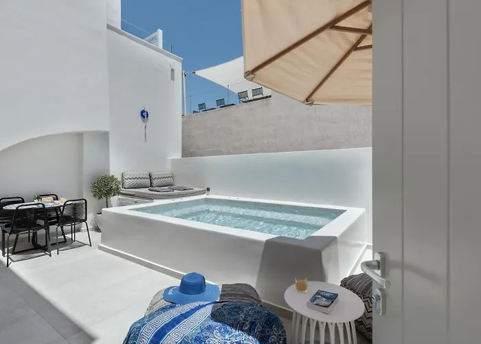 La Madeleine Bed & Breakfast Oia (Santorini)